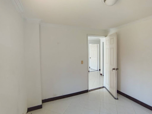 Apartamento en arriendo en Castropol, Medellín · foto 17 de 24