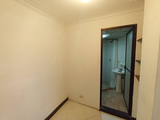 Apartamento en arriendo en Castropol, Medellín · foto 19 de 24