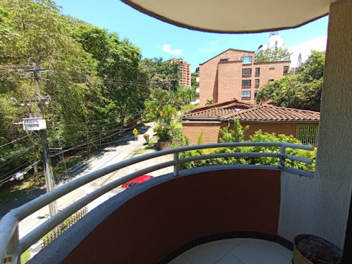 Apartamento en arriendo en Castropol, Medellín · foto 21 de 24