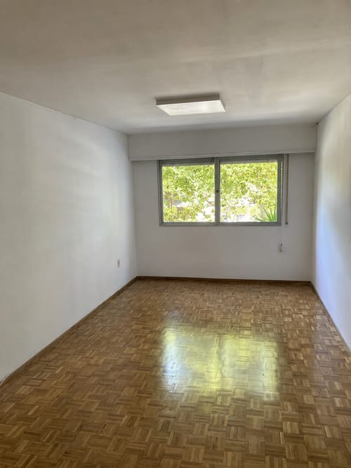 Local Comercial en alquiler ubicado en Tres Cruces · Foto 1