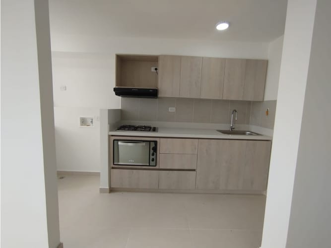 Apartamento de 3 alcobas en venta en El Porvenir, Rionegro, 59 m² · foto 2 de 7