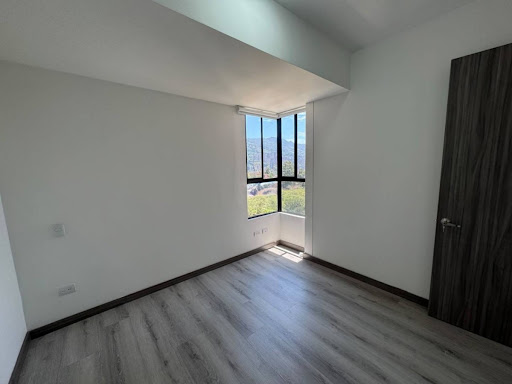 Apartamento en arriendo en Las Palmas, Medellín · foto 7 de 15
