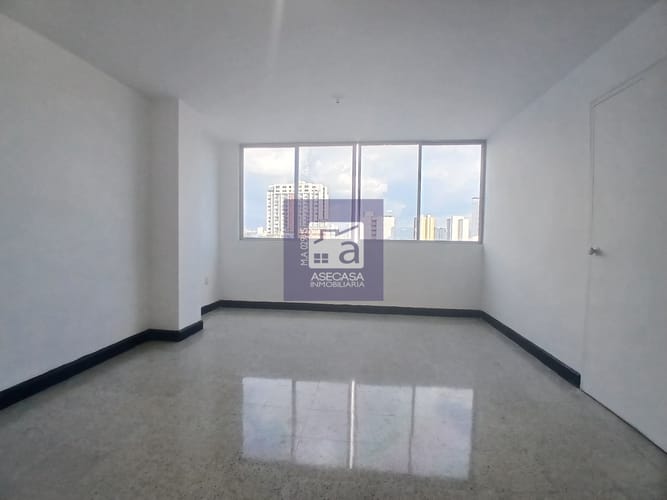 Oficina en arriendo en Centro, Bucaramanga, 26 m² · foto 2 de 5