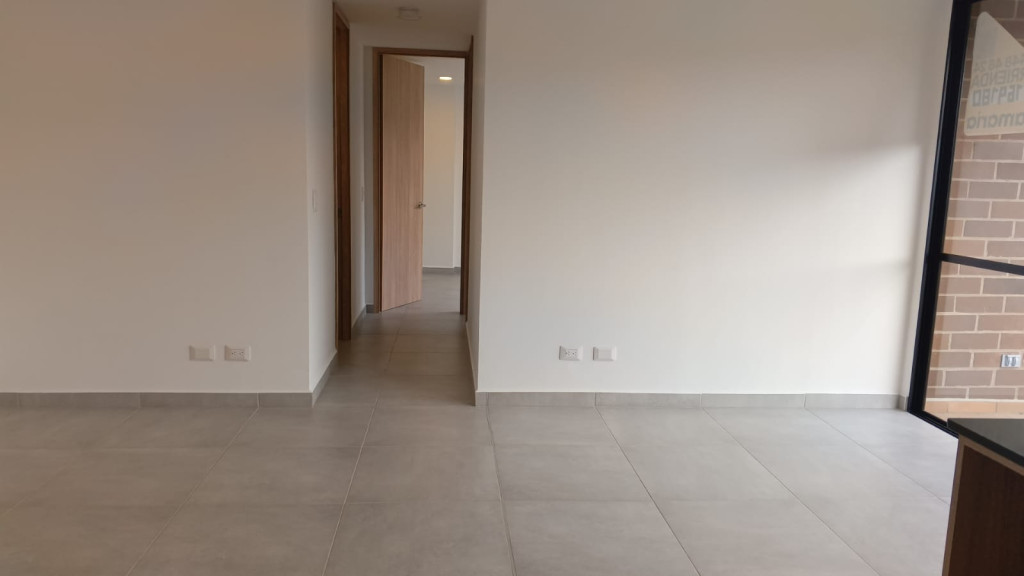Apartamento en arriendo en La Ceja · foto 3 de 9