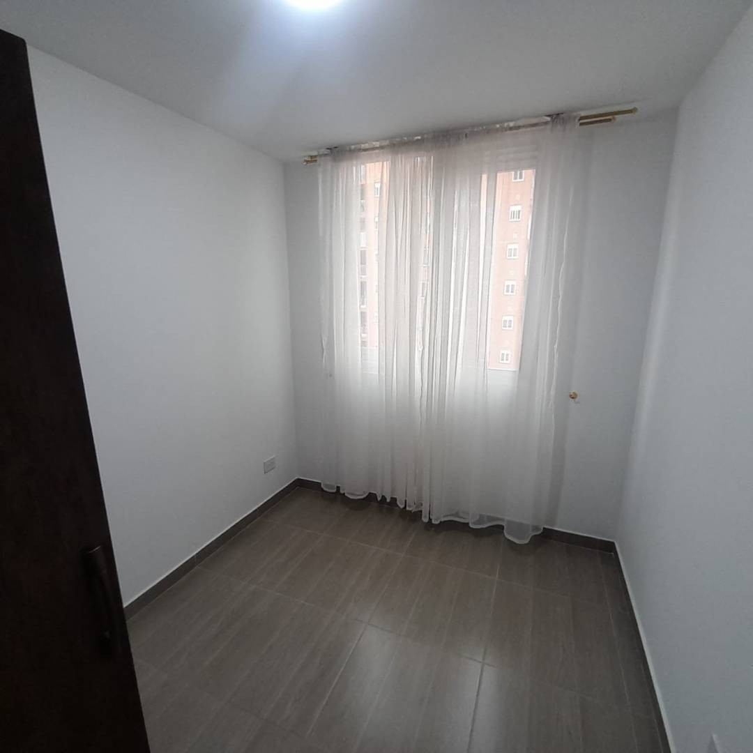 Apartamento en venta en Madelena, Bogotá · foto 8 de 14