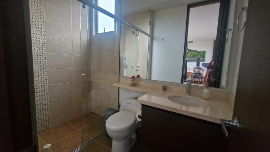 Apartamento de 2 alcobas en arriendo en Camino De Arrayanes, Bogotá, 230 m² · foto 20 de 24