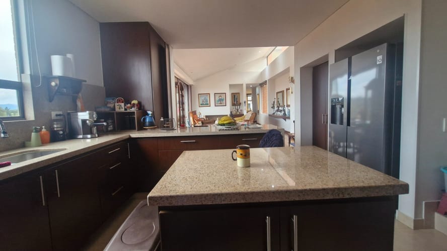 Apartamento de 2 alcobas en arriendo en Camino De Arrayanes, Bogotá, 230 m² · foto 5 de 24