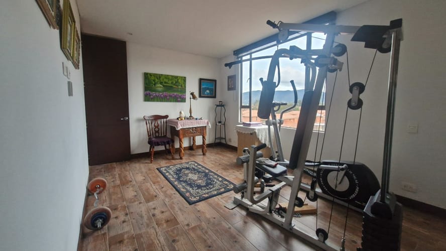 Apartamento de 2 alcobas en arriendo en Camino De Arrayanes, Bogotá, 230 m² · foto 15 de 24