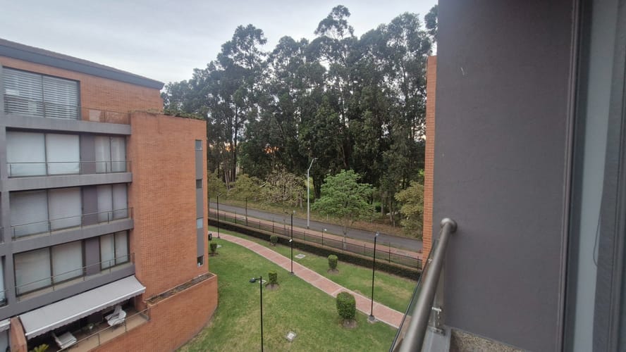 Apartamento de 2 alcobas en arriendo en Camino De Arrayanes, Bogotá, 230 m² · foto 21 de 24