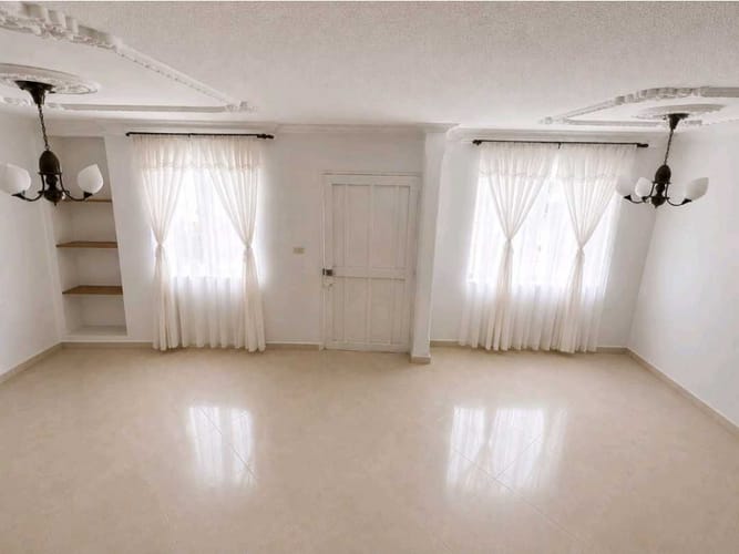 Casa de 4 alcobas en venta en Jesus Maria Ocampo, Armenia, 84 m² · foto 4 de 12