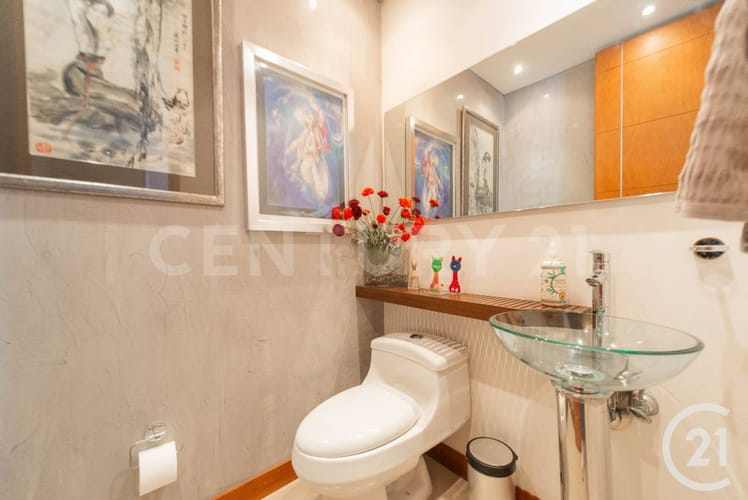 Apartamento de 3 alcobas en arriendo en Los Naranjos, Medellín, 210 m² · foto 16 de 20