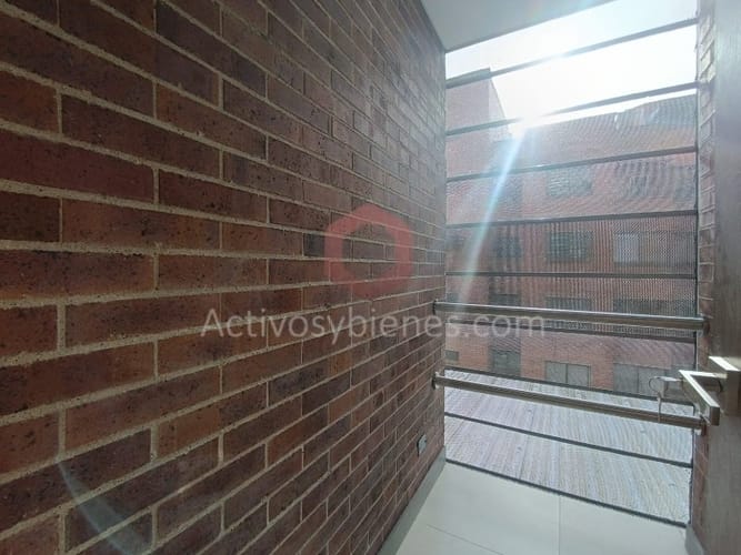 Oficina en arriendo en El Poblado, Medellín, 136 m² · foto 9 de 16