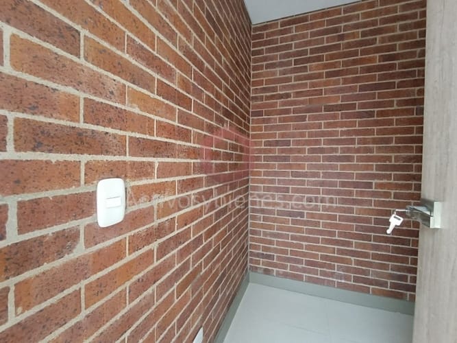 Oficina en arriendo en El Poblado, Medellín, 136 m² · foto 11 de 16