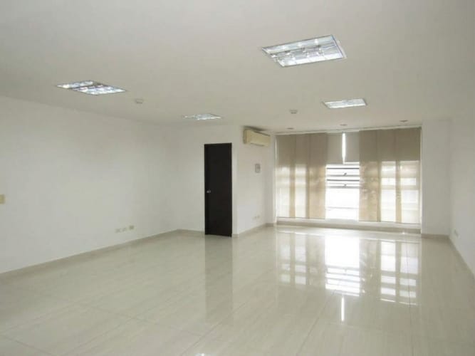 Oficina en arriendo en Bolarqui, Bucaramanga, 45 m² · foto 4 de 5