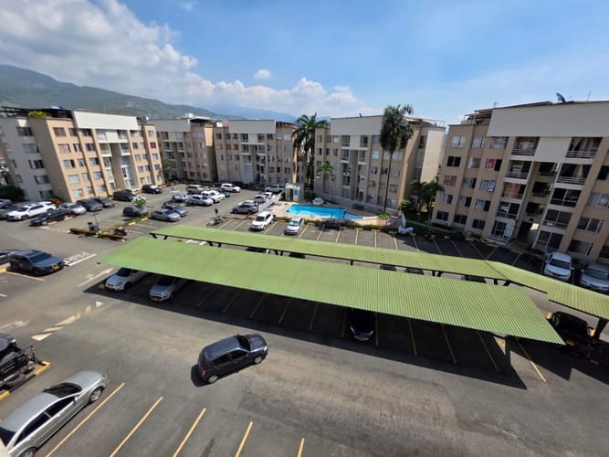Apartamento de 3 alcobas en venta en La Flora, Cali, 57 m² · foto 8 de 16