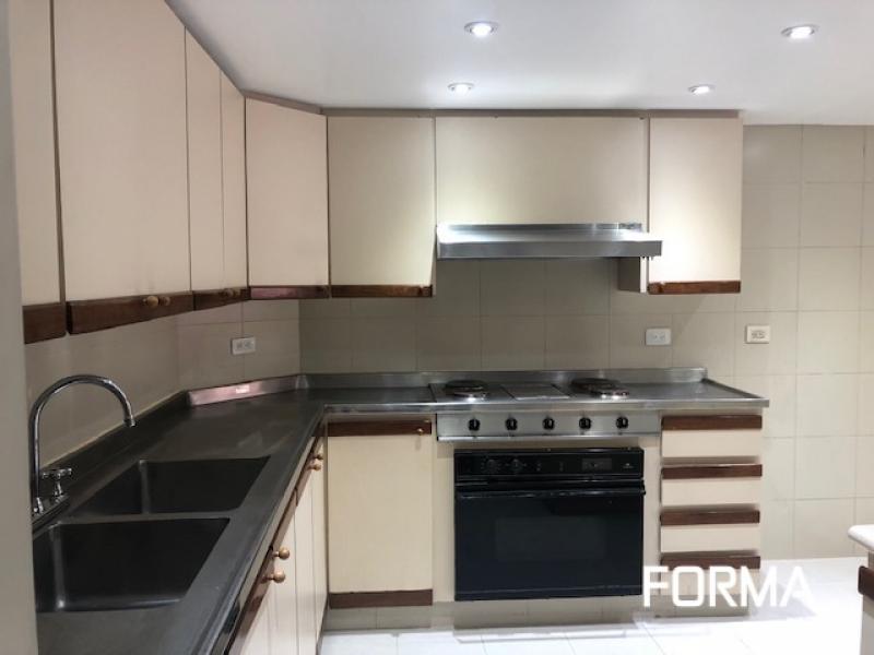 Apartamento en venta en Santa Barbara, Bogotá · foto 16 de 21
