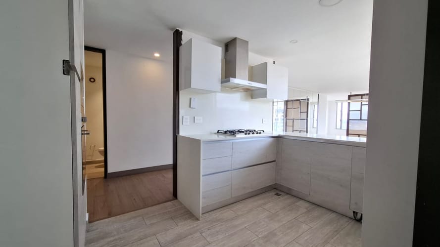 Apartamento de 3 alcobas en venta en Balcones Del Salitre, Bogotá, 158 m² · foto 5 de 24
