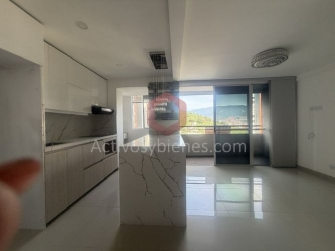 Apartamento de 2 alcobas en arriendo en San German, Medellín, 55 m² · foto 5 de 21