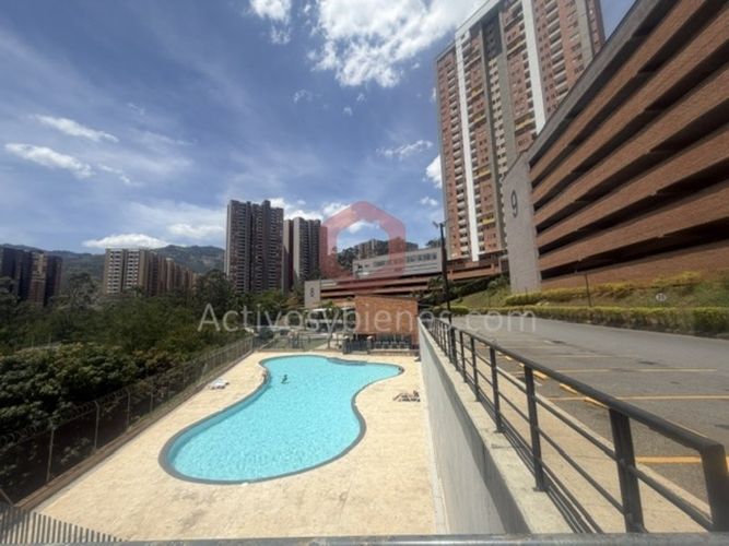 Apartamento de 2 alcobas en arriendo en San German, Medellín, 55 m² · foto 18 de 21