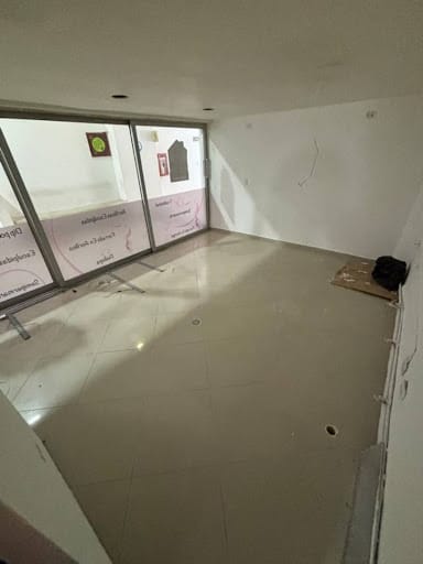 Local en arriendo en Estadio, Medellín, 30 m² · foto 5 de 6