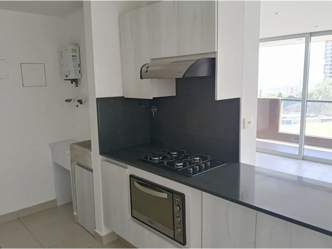 Apartamento de 3 alcobas en venta en Los Balsos, Medellín, 94 m² · foto 4 de 12