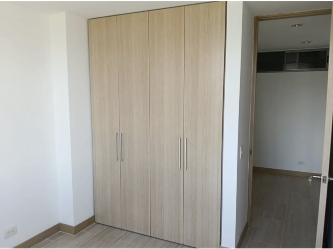 Apartamento de 3 alcobas en venta en Los Balsos, Medellín, 94 m² · foto 6 de 12