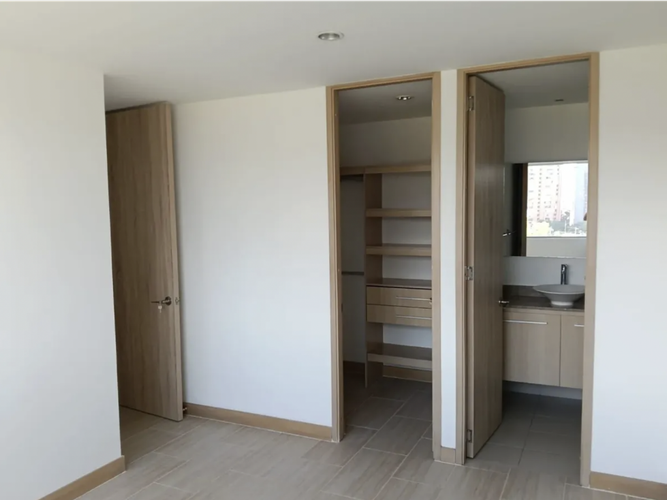 Apartamento de 3 alcobas en venta en Los Balsos, Medellín, 94 m² · foto 12 de 12
