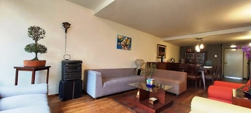 Casa de 4 alcobas en venta en Polo Club, Bogotá, 365 m² · foto 2 de 20