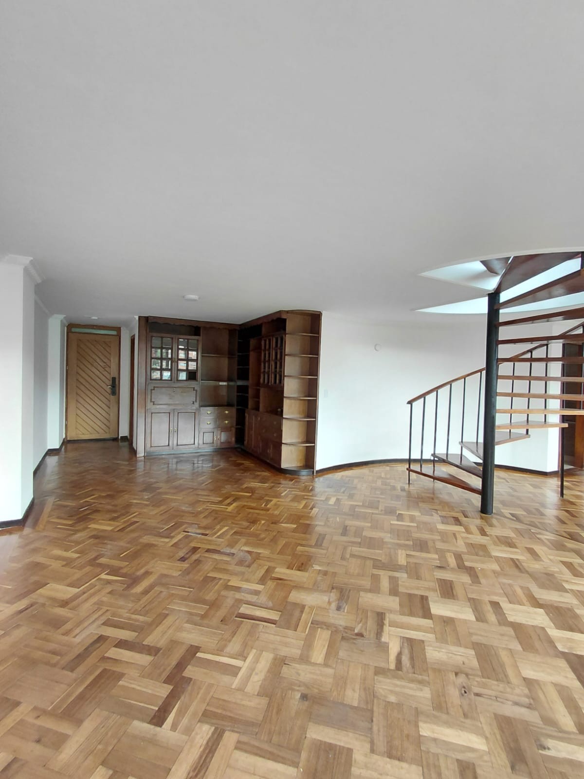 Apartamento en venta en Polo Club, Bogotá · foto 4 de 24