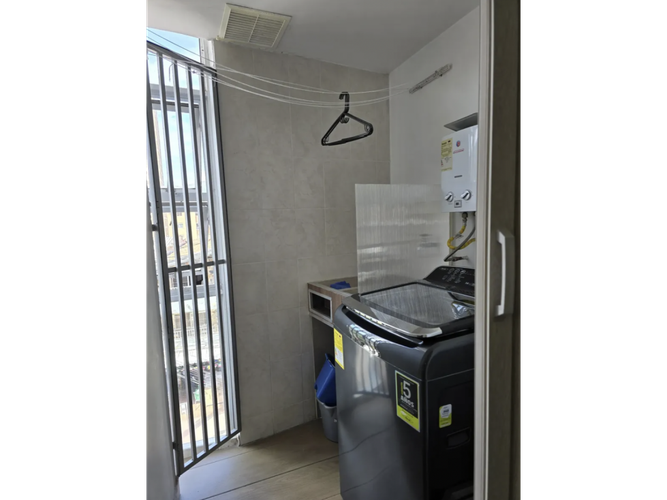 Apartaestudio en venta en La America, Medellín, 43 m² · foto 6 de 11