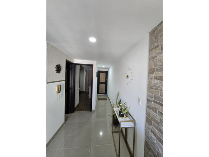 Apartaestudio en venta en La America, Medellín, 43 m² · foto 8 de 11