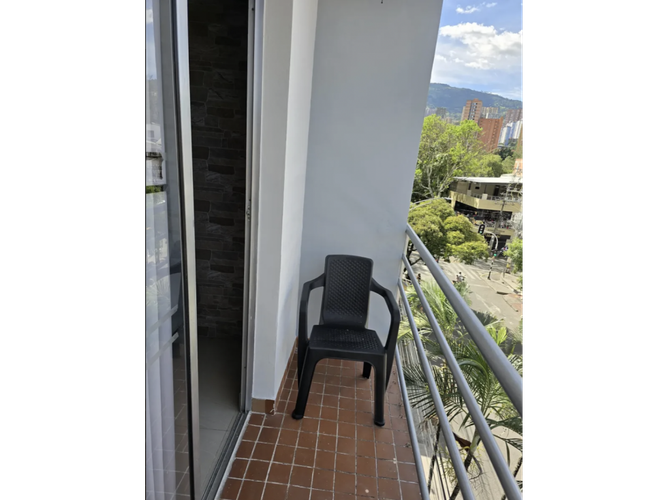 Apartaestudio en venta en La America, Medellín, 43 m² · foto 9 de 11