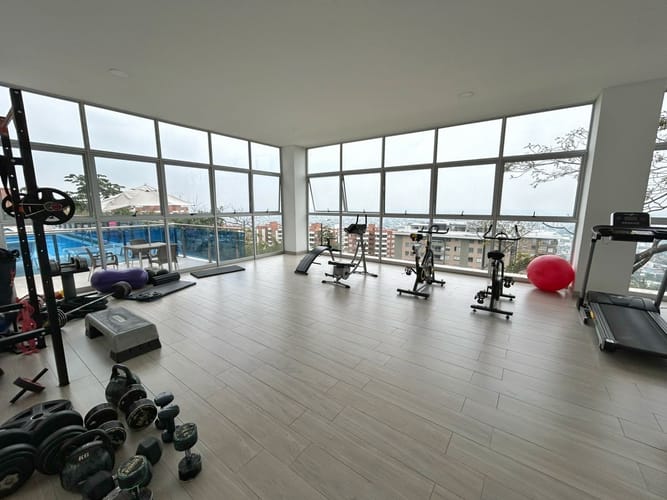 Apartamento de 3 alcobas en venta en Bellavista, Cali, 190 m² · foto 13 de 18
