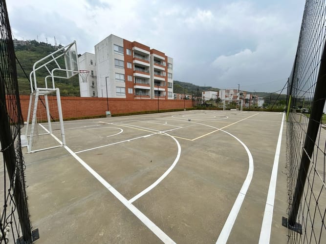 Apartamento de 3 alcobas en venta en Bellavista, Cali, 190 m² · foto 14 de 18