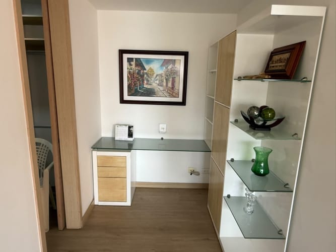 Apartamento de 2 alcobas en venta en El Poblado, Medellín, 117 m² · foto 10 de 16