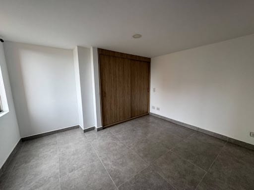 Apartamento de 2 alcobas en venta en Entre Amigos, Sabaneta, 54 m² · foto 3 de 10