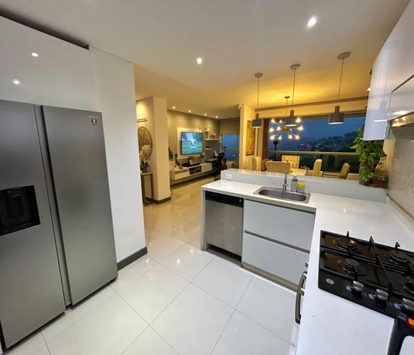 Apartamento de 3 alcobas en venta en Bellavista, Cali, 123 m² · foto 7 de 17