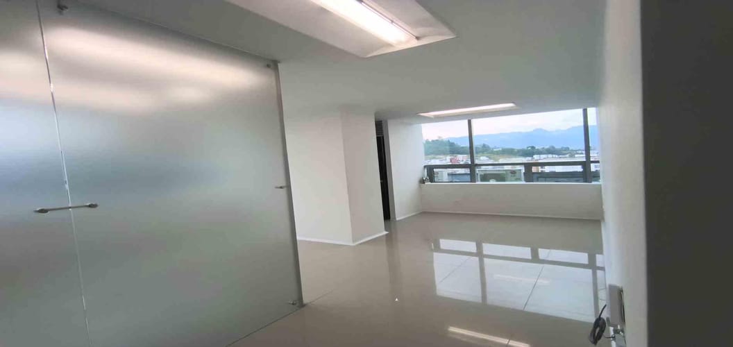 Consultorio en arriendo en Cable, Manizales, 32 m² · foto 2 de 17