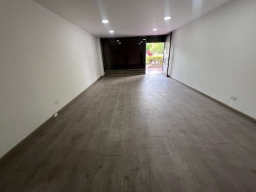 Local en venta en Suramericana, Medellín, 40 m² · foto 4 de 9