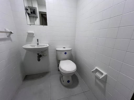 Local en venta en Suramericana, Medellín, 40 m² · foto 5 de 9