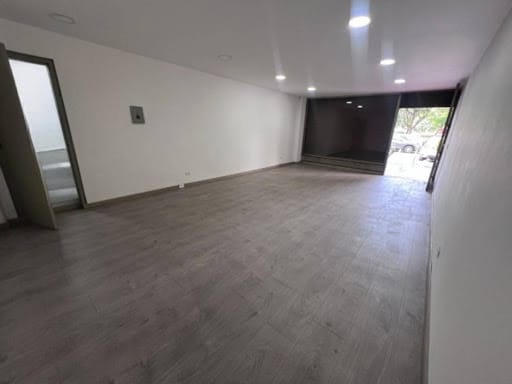 Local en venta en Suramericana, Medellín, 40 m² · foto 7 de 9