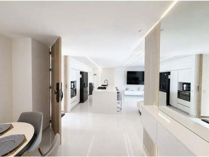 Apartamento de 3 alcobas en venta en El Poblado, Medellín, 119 m² · foto 12 de 13