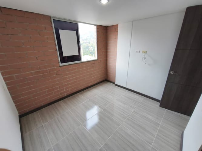 Apartamento de 3 alcobas en venta en Vegas De La Doctora, Sabaneta, 70 m² · foto 5 de 12