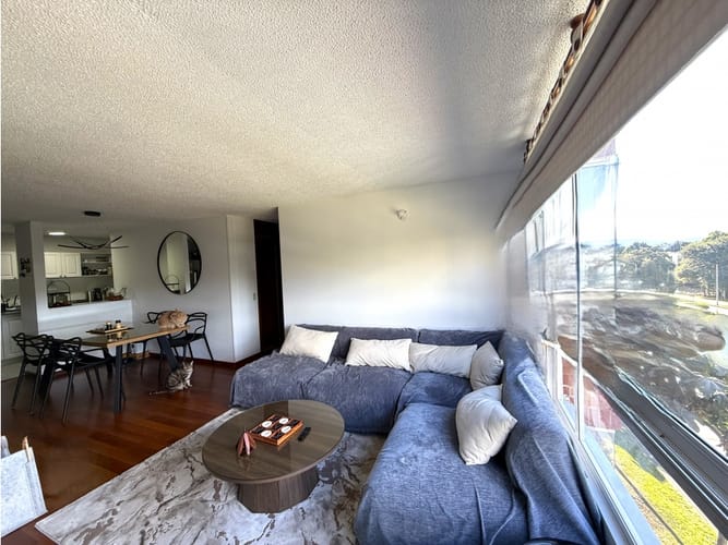 Apartamento de 3 alcobas en venta en Cedritos, Bogotá, 90 m² · foto 2 de 19