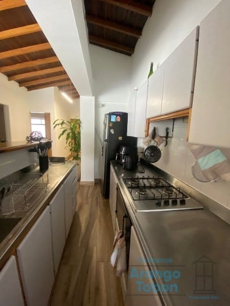 Apartamento de 2 alcobas en venta en La Castellana, Medellín, 65 m² · foto 6 de 15