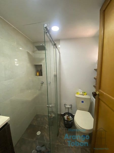 Apartamento de 2 alcobas en venta en La Castellana, Medellín, 65 m² · foto 11 de 15