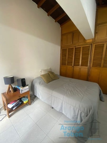 Apartamento de 2 alcobas en venta en La Castellana, Medellín, 65 m² · foto 13 de 15