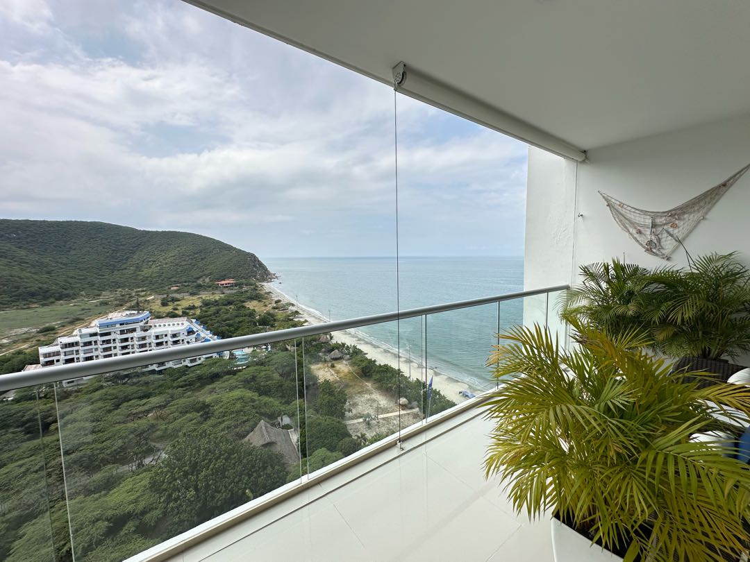 Apartamento en venta en Urbanizacion Salguero, Santa Marta · foto 2 de 11