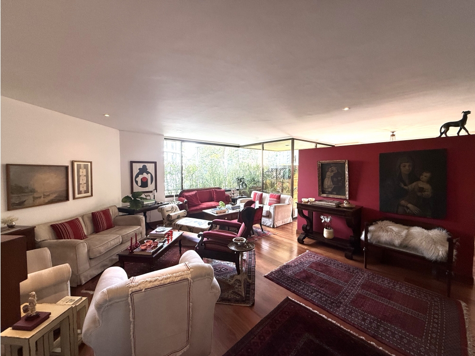 Apartamento en venta en Los Rosales, Bogotá · foto 2 de 24