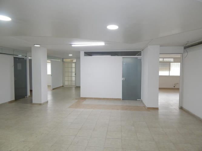 Oficina en venta en El Prado, Barranquilla, 308 m² · foto 4 de 24